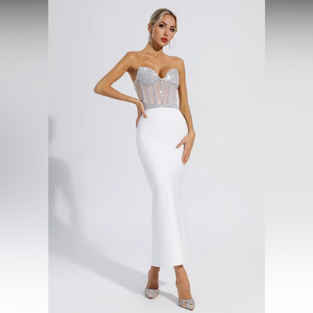 Elegant White Diamond Bodycon Maxi Dress NWT